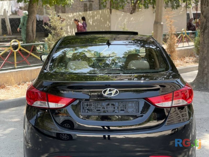 Hyundai Elantra 1.6 2011 г.
