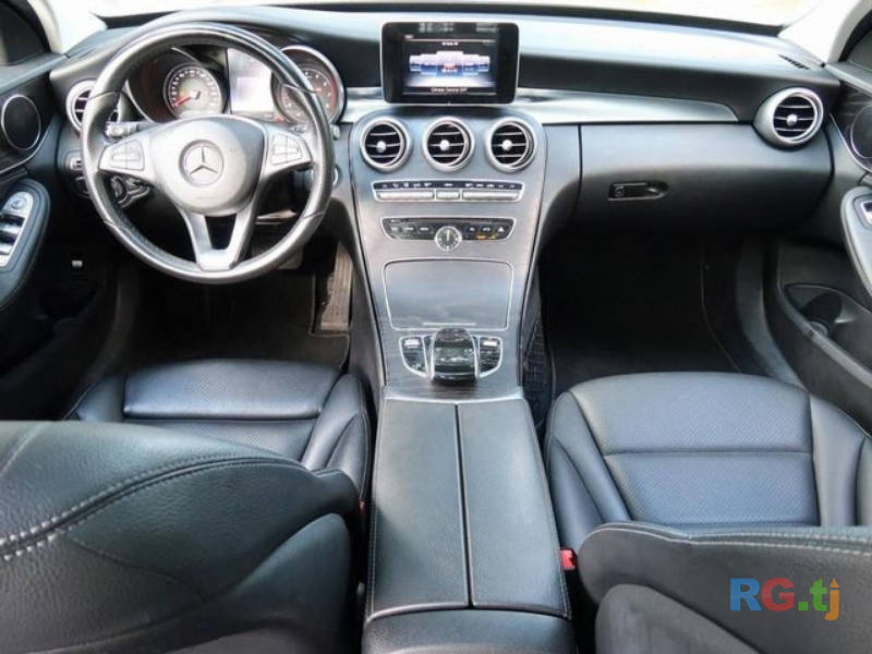 Mercedes-Benz C-klasse C 320 C300 4matic 2.0 2016 г.