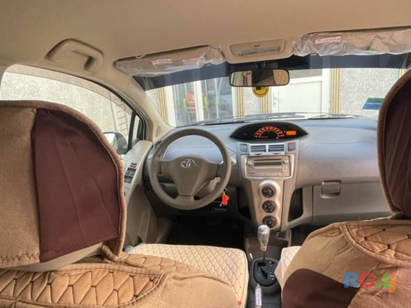 Toyota Yaris 1.1 2008 г.