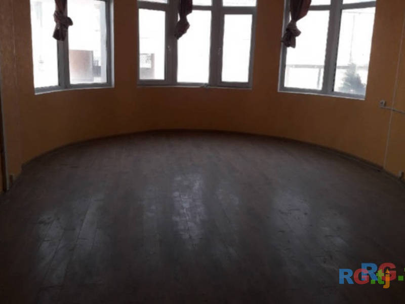 4-эт. дом 20-комн. 30 сот. на продажу