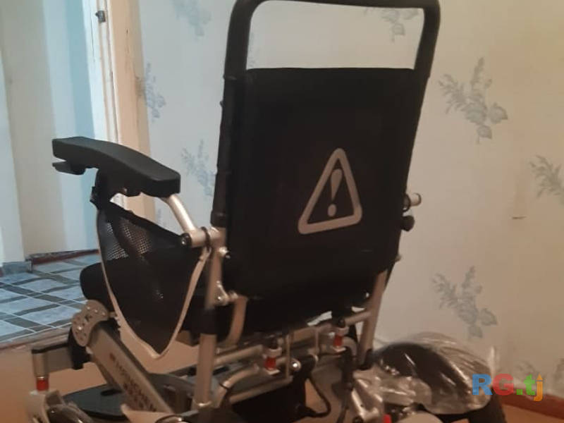 Электронная инвалидная коляска