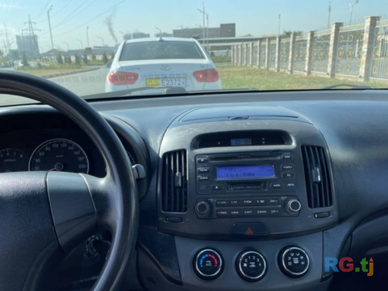 Hyundai 1.6 2009 г.