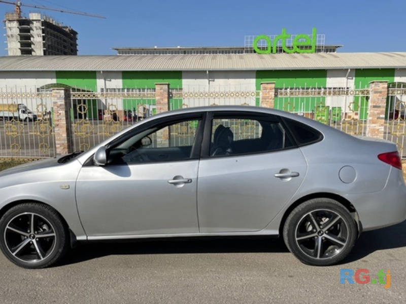 Hyundai 1.6 2009 г.