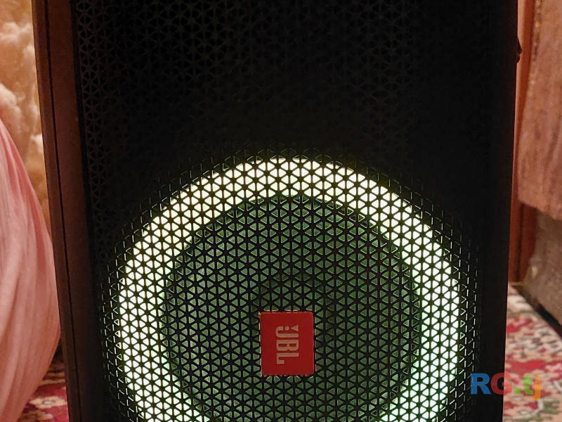 Jbl party box on the go