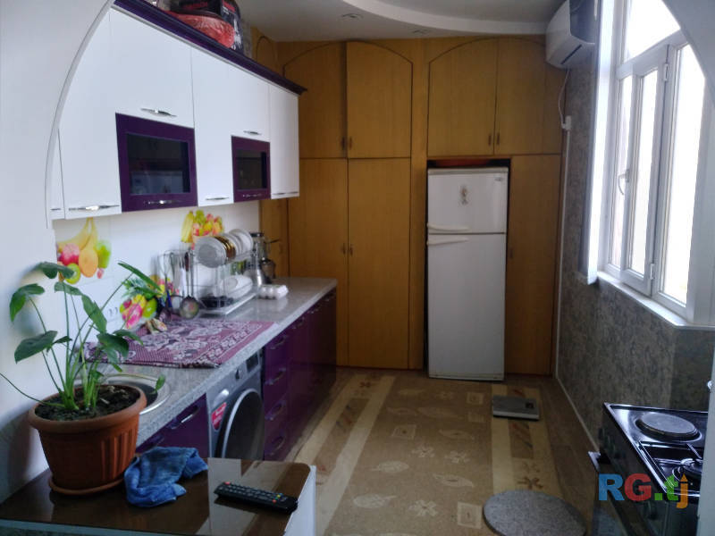 4-комн. квартира, 80 м² 6 этаж на продажу