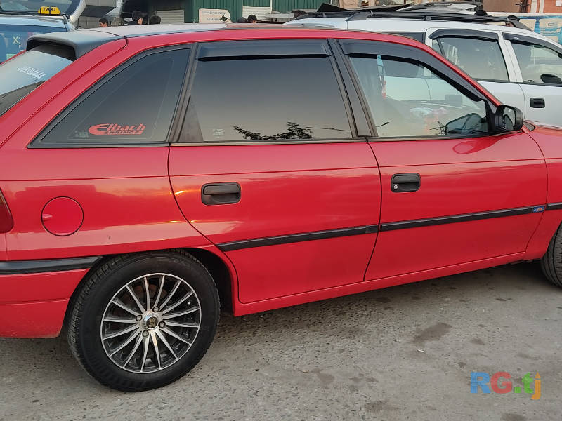 Opel Astra опел 1.6 1996 г.
