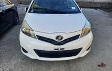 Toyota Vitz Соз 1.3 2012 г.