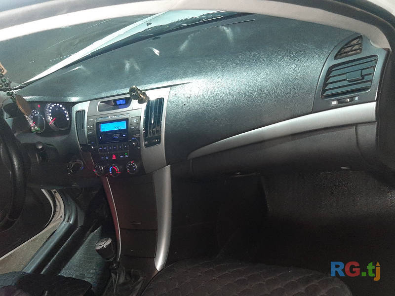 Hyundai Sonata 2456 2.0 2008 г.