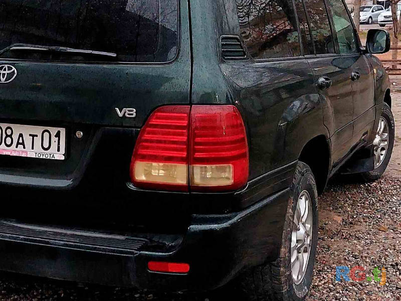 Toyota Land Cruiser 100 2002 г.