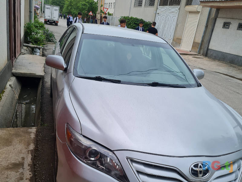 Toyota Camry 2.5 2010 г.