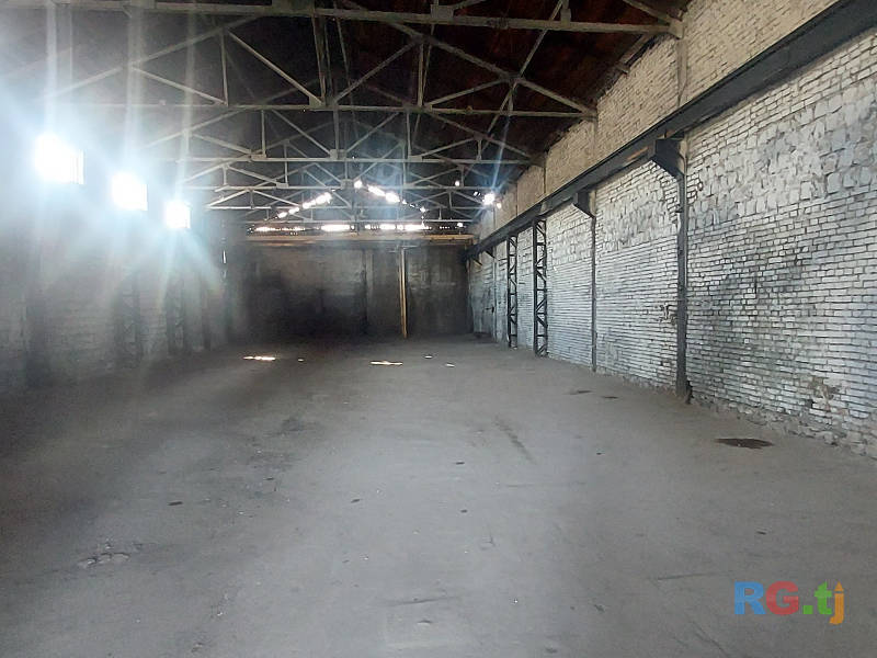 Помещение под склад и производство 240 кв метр 5000 слмон в аренду