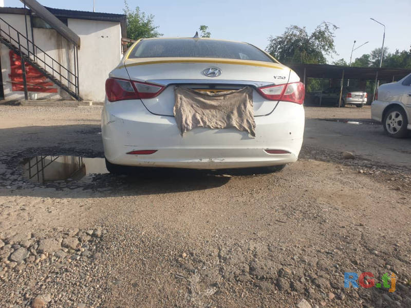 Hyundai Sonata 2.0 2011 г.