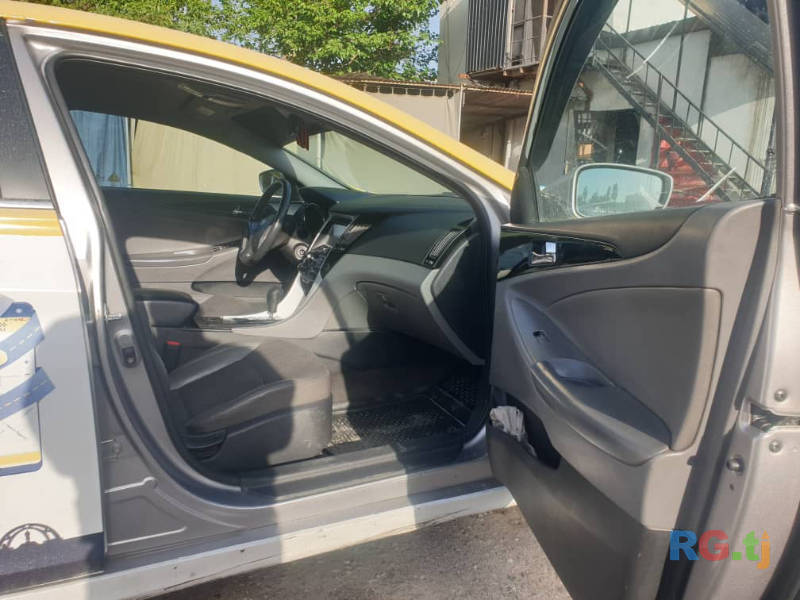 Hyundai Sonata 2.0 2011 г.