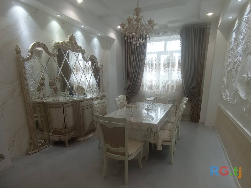 2-комн. квартира, 83 м² 8 этаж на продажу