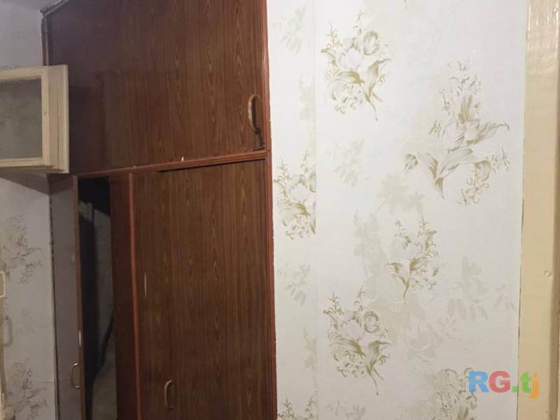 2-х переделанную в 3-х -комн. квартира, 45 м² 1 этаж на продажу