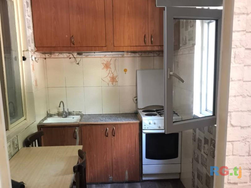 2-х переделанную в 3-х -комн. квартира, 45 м² 1 этаж на продажу