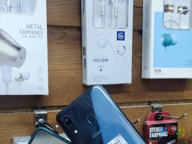 Samsung Galaxy A30