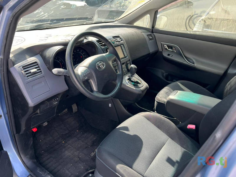 Toyota Mark X 2.4 2009 г.