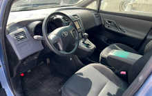 Toyota Mark X 2.4 2009 г.