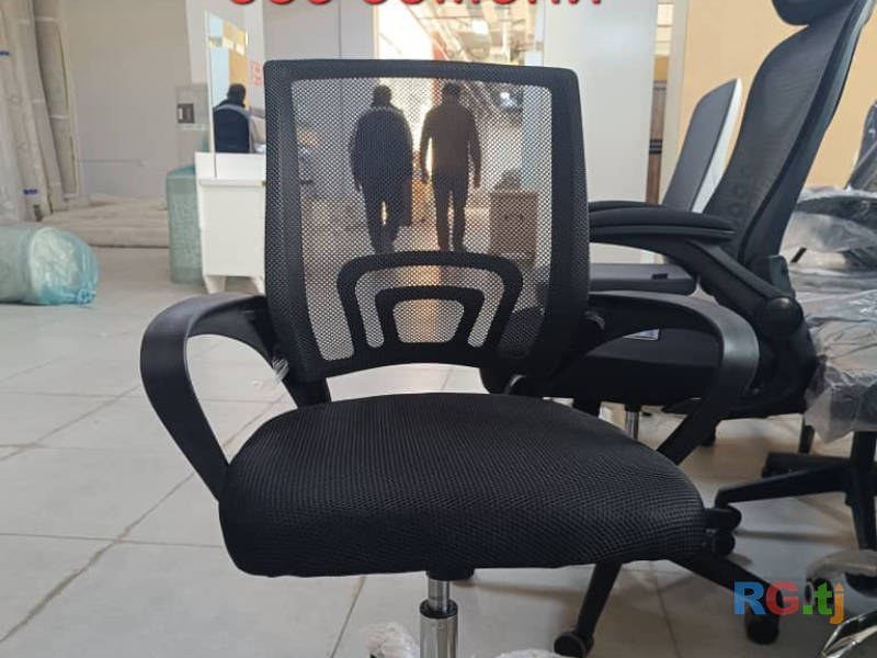 Офисные кресла и стулья