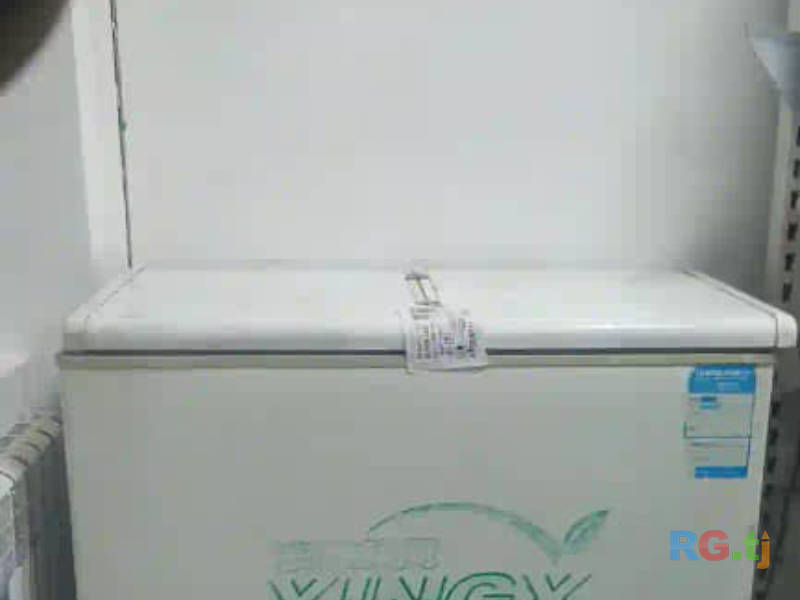 Холодильник витринный и морозильник для магазина