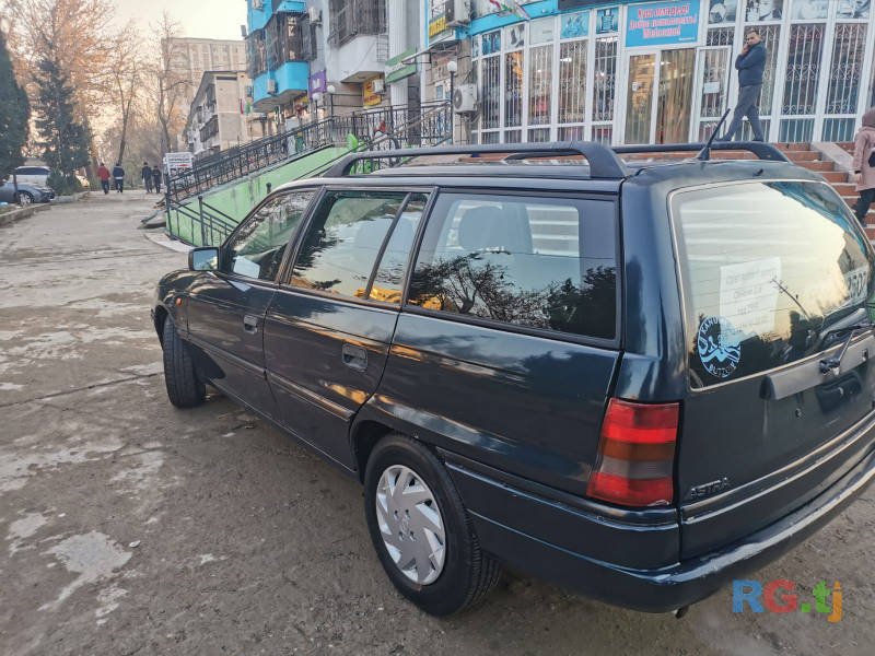 Opel Astra Astra F sport 1.8 1994 г.