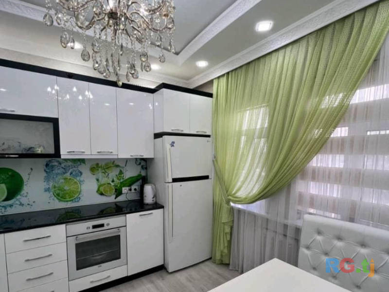 2-комн. квартира, 70 м² 7 этаж в аренду