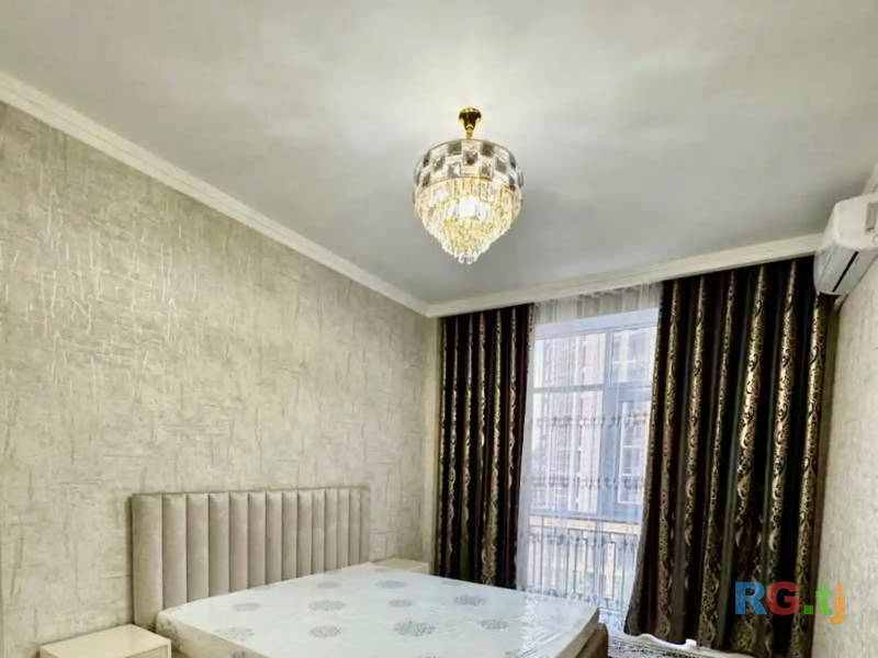 3-комн. квартира, 100 м² 5 этаж в аренду