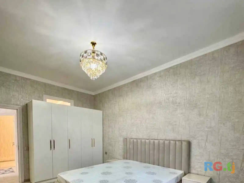 3-комн. квартира, 100 м² 5 этаж в аренду