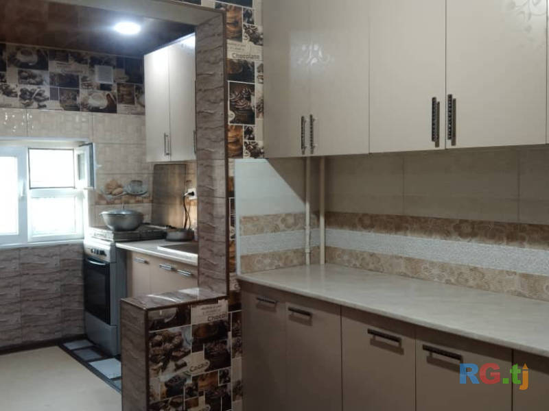 5-комн. квартира, 100 м² 4 этаж на продажу