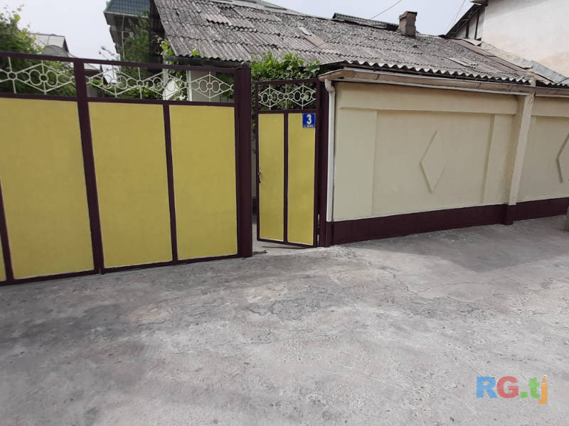 Дом 5-комн. 4 сот. на продажу