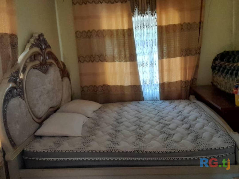 Продается спальный гарнитур, курпачи и сундуки