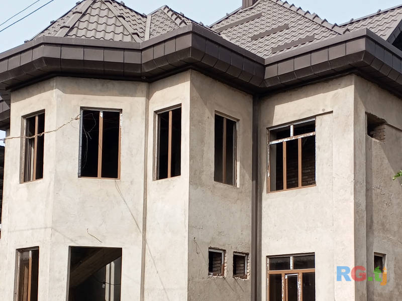 2-эт. дом 8-комн. 10 сот. на продажу