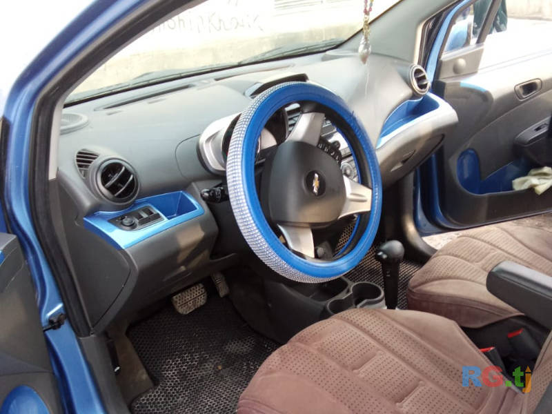 Chevrolet Spark 1.0 2014 г.