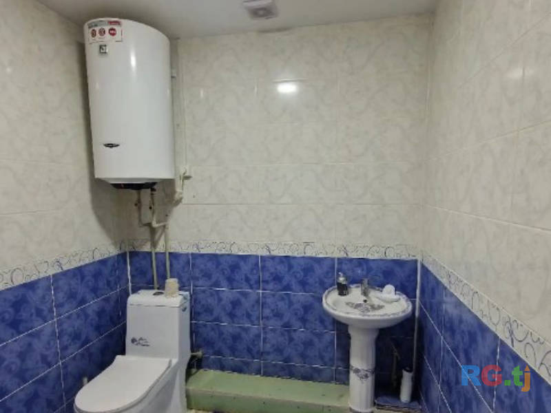 3-эт. дом 9-комн. 5 сот. на продажу