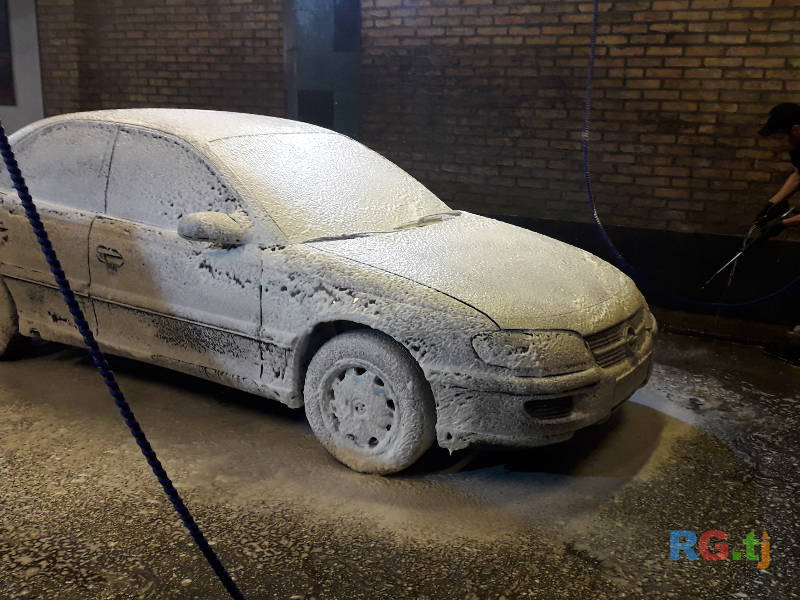 Opel Omega Сидан 1.8 1995 г.