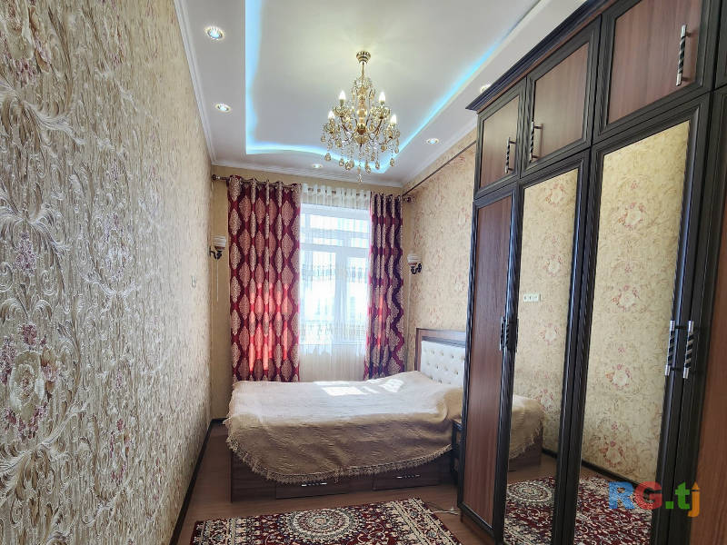 2-комн. квартира, 80 м² 4 этаж в аренду