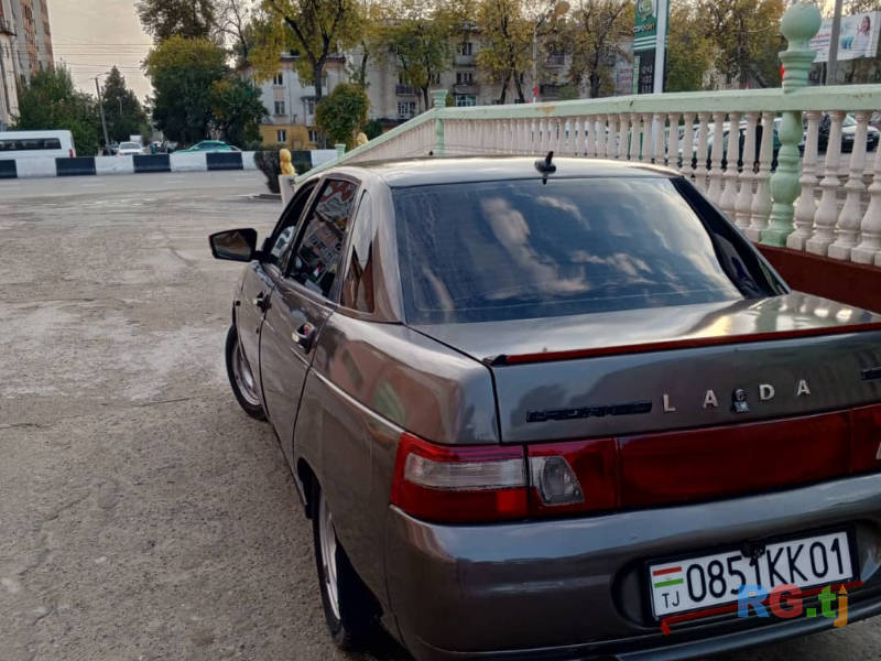 ВАЗ 2000 г.