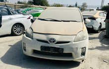 Toyota Prius 1.8 2011 г.