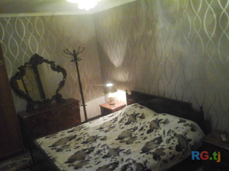 3-комн. квартира, 1 этаж на продажу