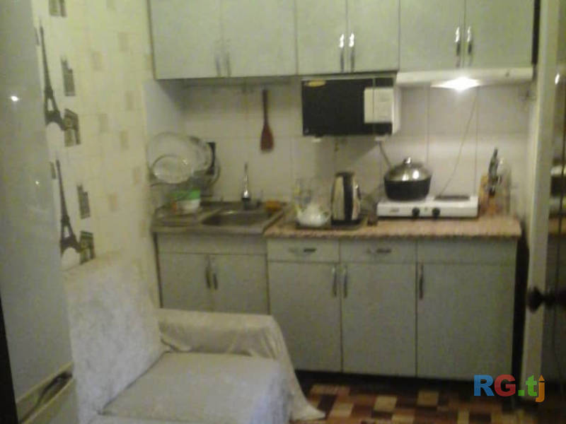 3-комн. квартира, 1 этаж на продажу