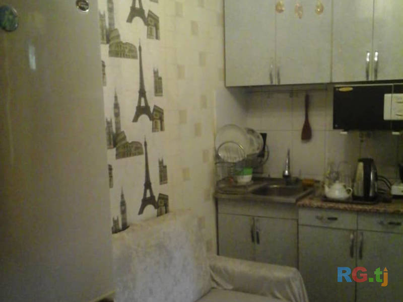 3-комн. квартира, 1 этаж на продажу