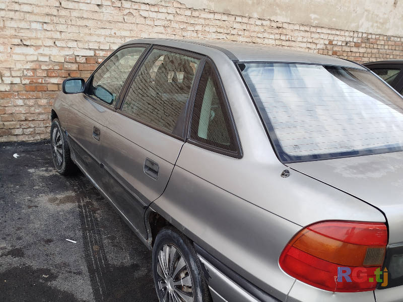 Opel Astra 1.6 1995 г.