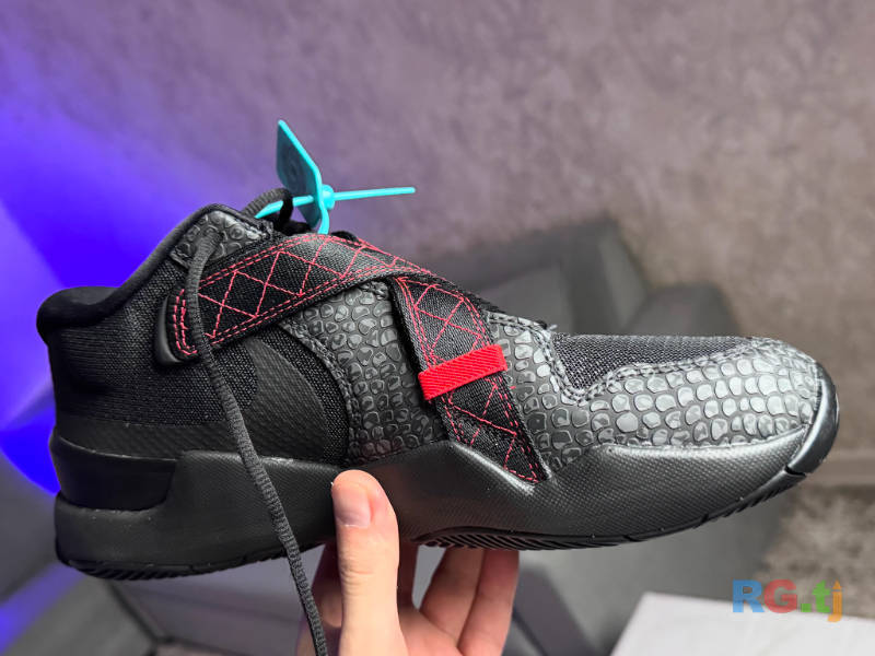Кроссовки NIKE 100% оригинал