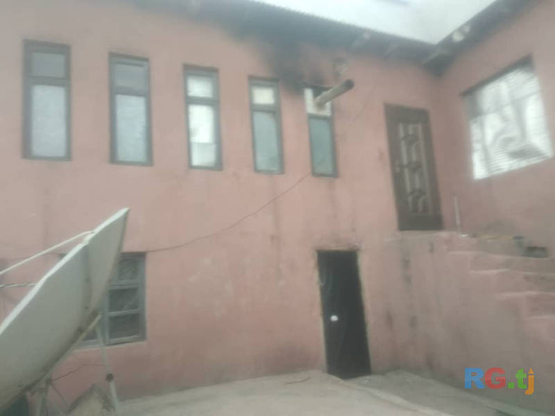 Дом 4-комн. 3 сот. на продажу