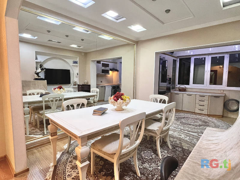 2-комн. квартира, 90 м² 2 этаж в аренду