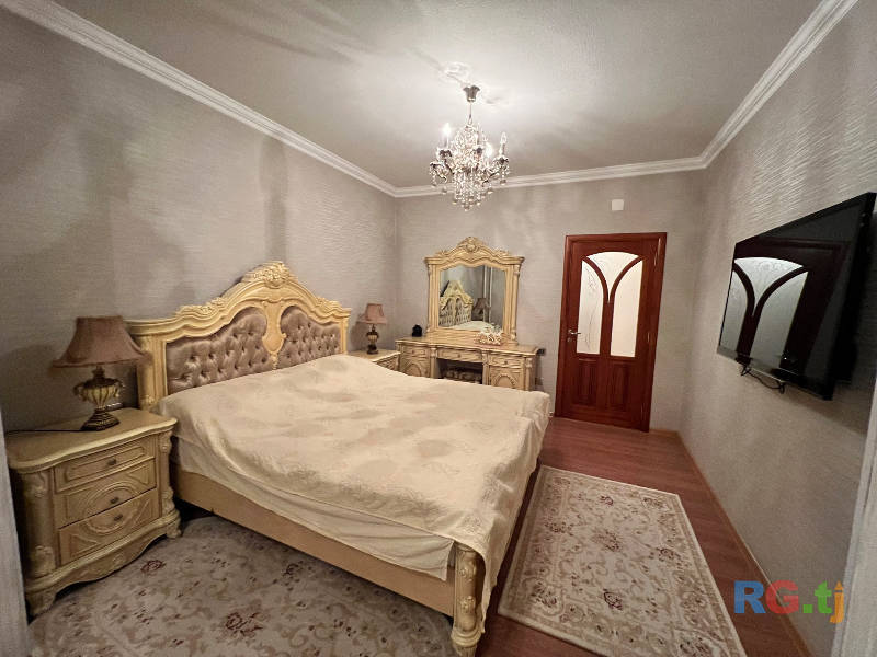 2-комн. квартира, 90 м² 2 этаж в аренду