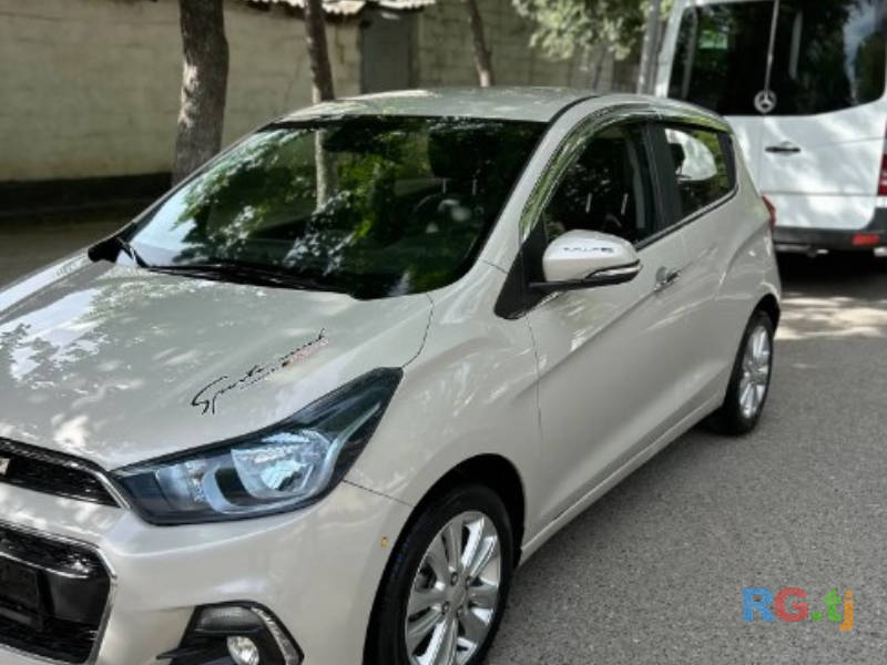 Chevrolet Spark 1.1 2016 г.