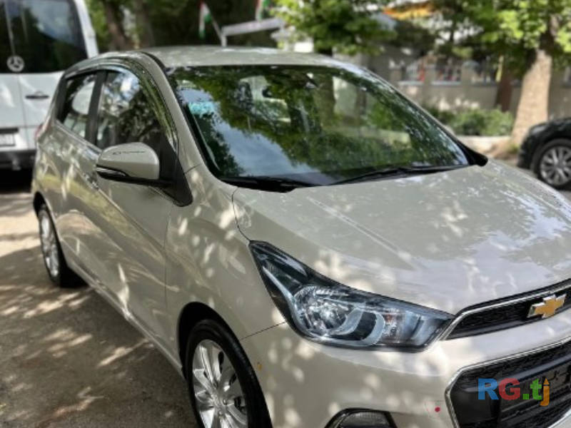 Chevrolet Spark 1.1 2016 г.