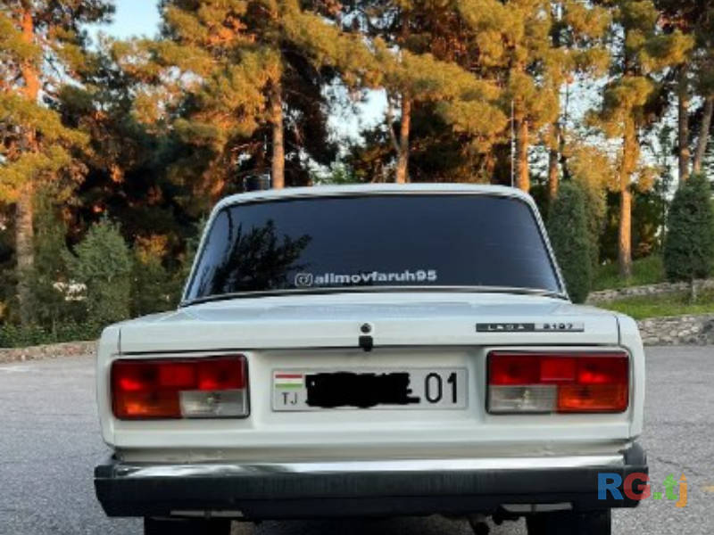 ВАЗ 2107 1.7 2011 г.